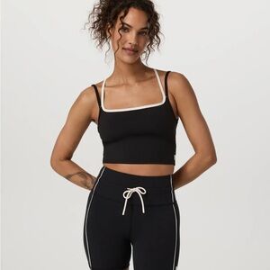 Vuori layered tank. Medium